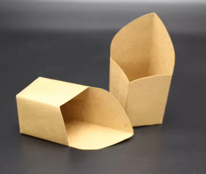 Folding paper snack box